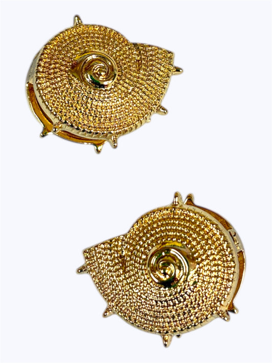 E0524| Gold Medium  Shell Earrings | 25E5271
