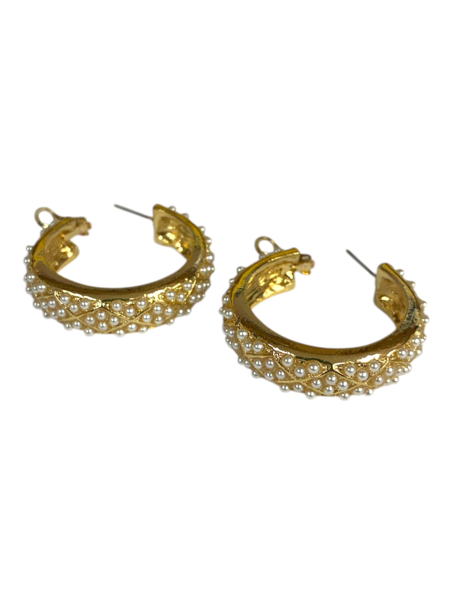 E2293| Medium Pearl Hoops Earrings | YE3605