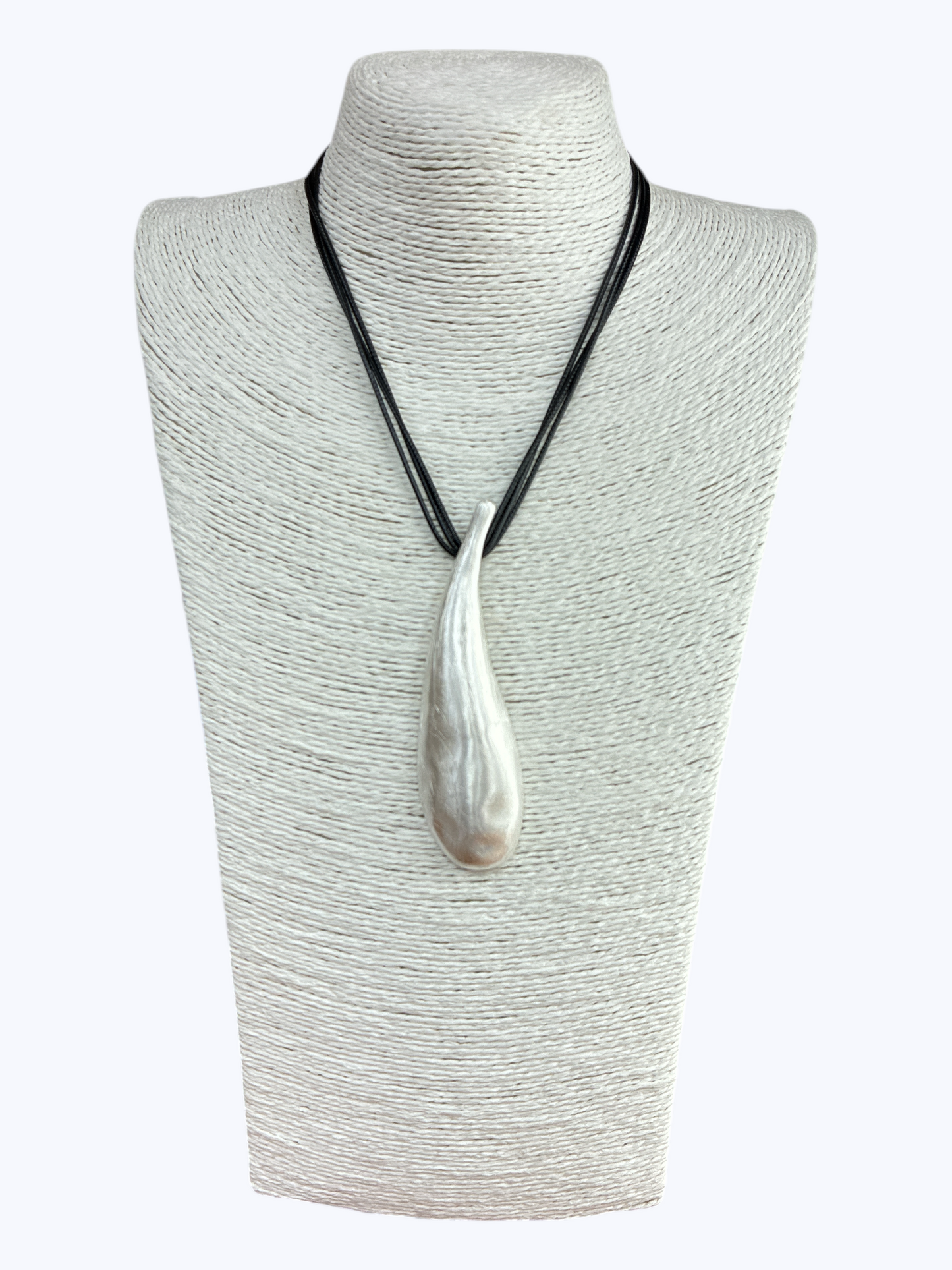 N5128 | Hammered Matte Teardrop Black Cord Short Necklace | NK26103