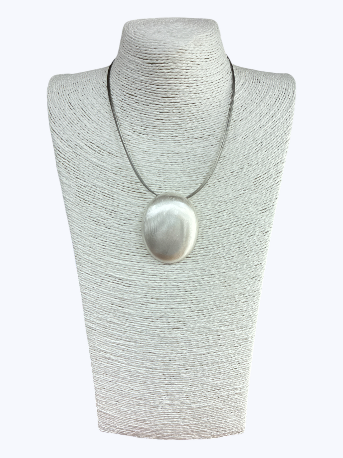 N5132 | Matte Oval Pendant Metal Cord Short Necklace | NK26107