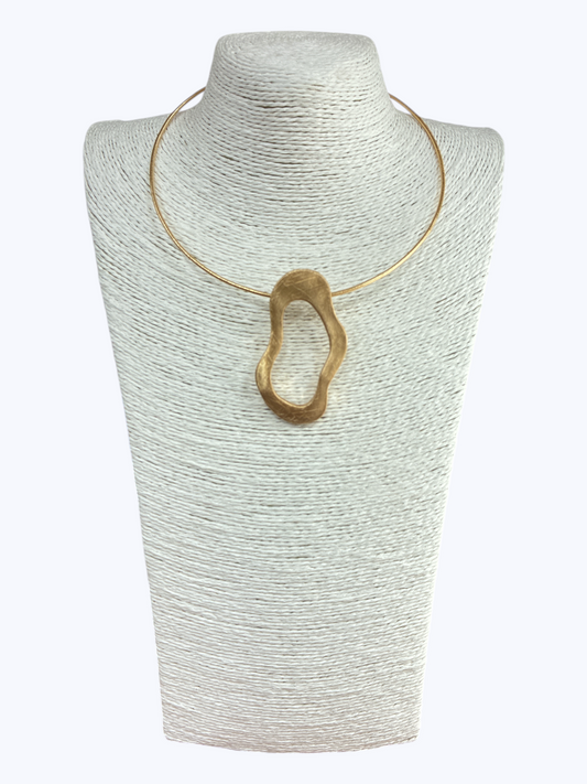 N5127 | Matte Twisted Oval Pendant Chocker Necklace | NK26102