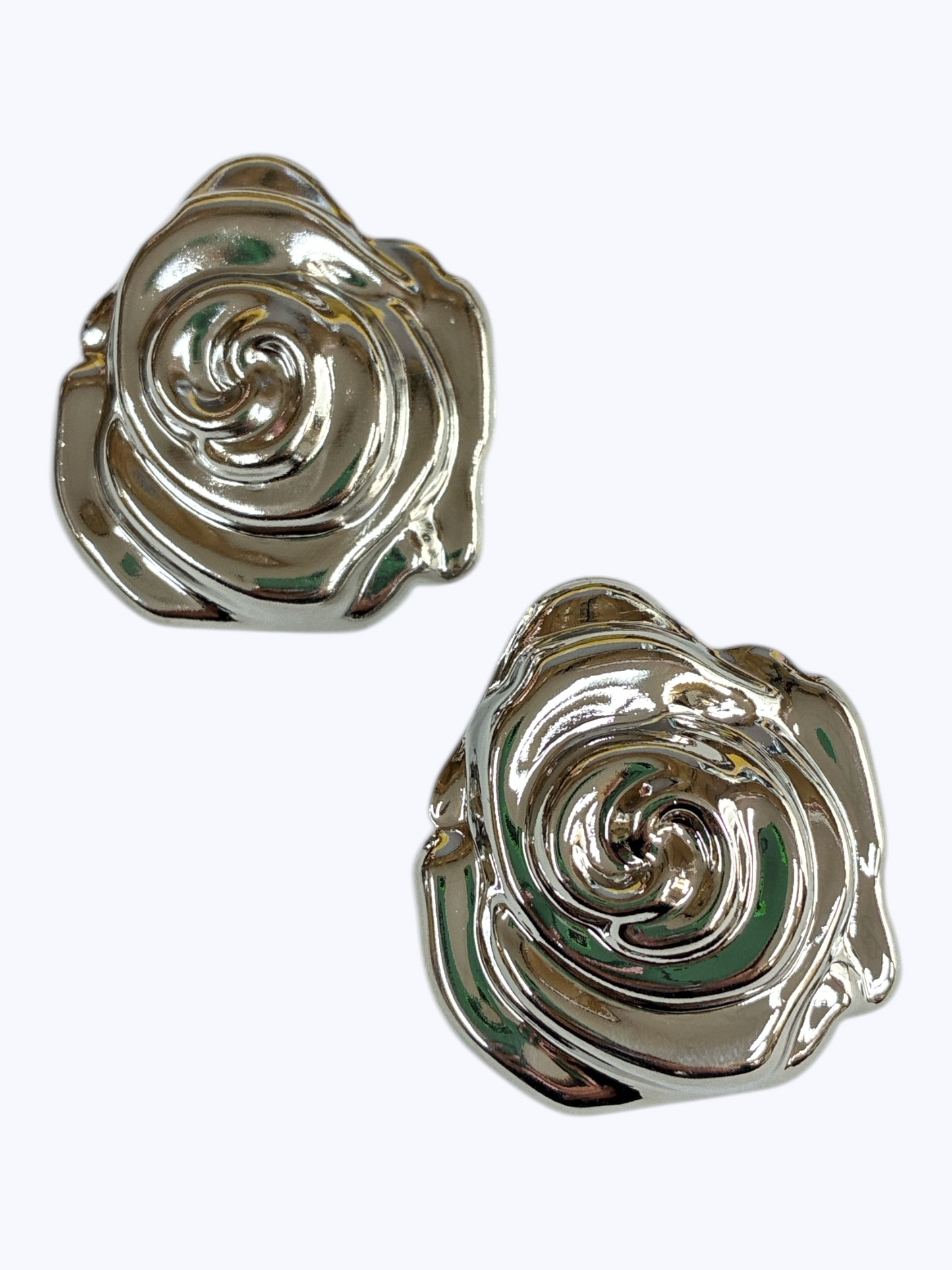 E2217 | Large Sculpted Floral Earrings | KE2977
