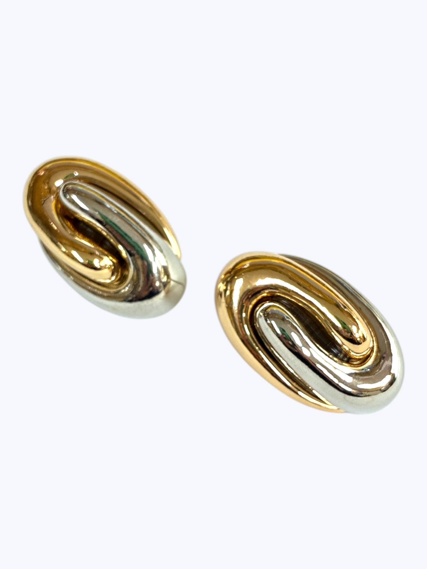 E2313 | Sculpted Oval Statement Earrings | 25E7062