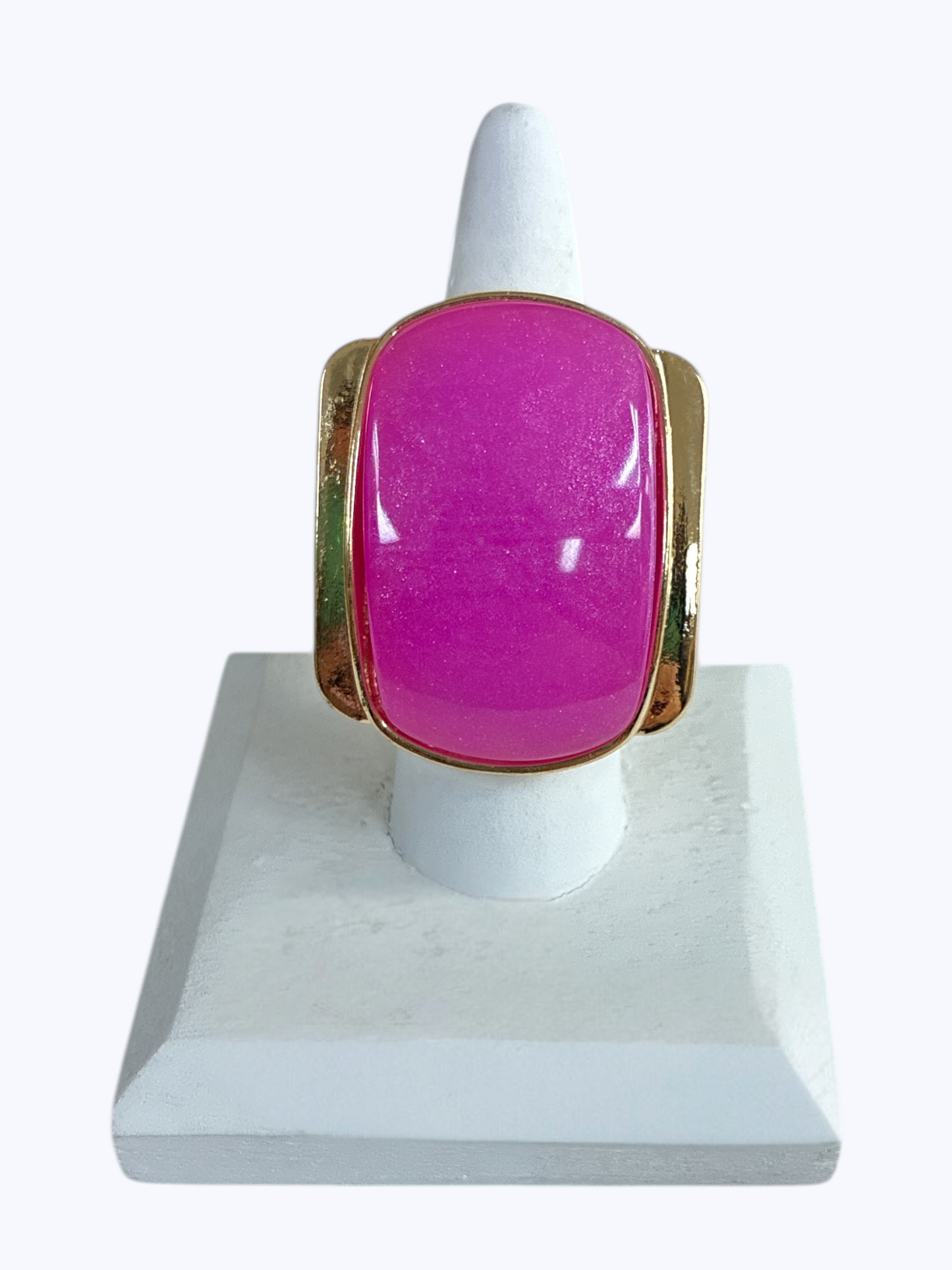 R0081 | Sculpted Oval Statement Ring | 25R1019