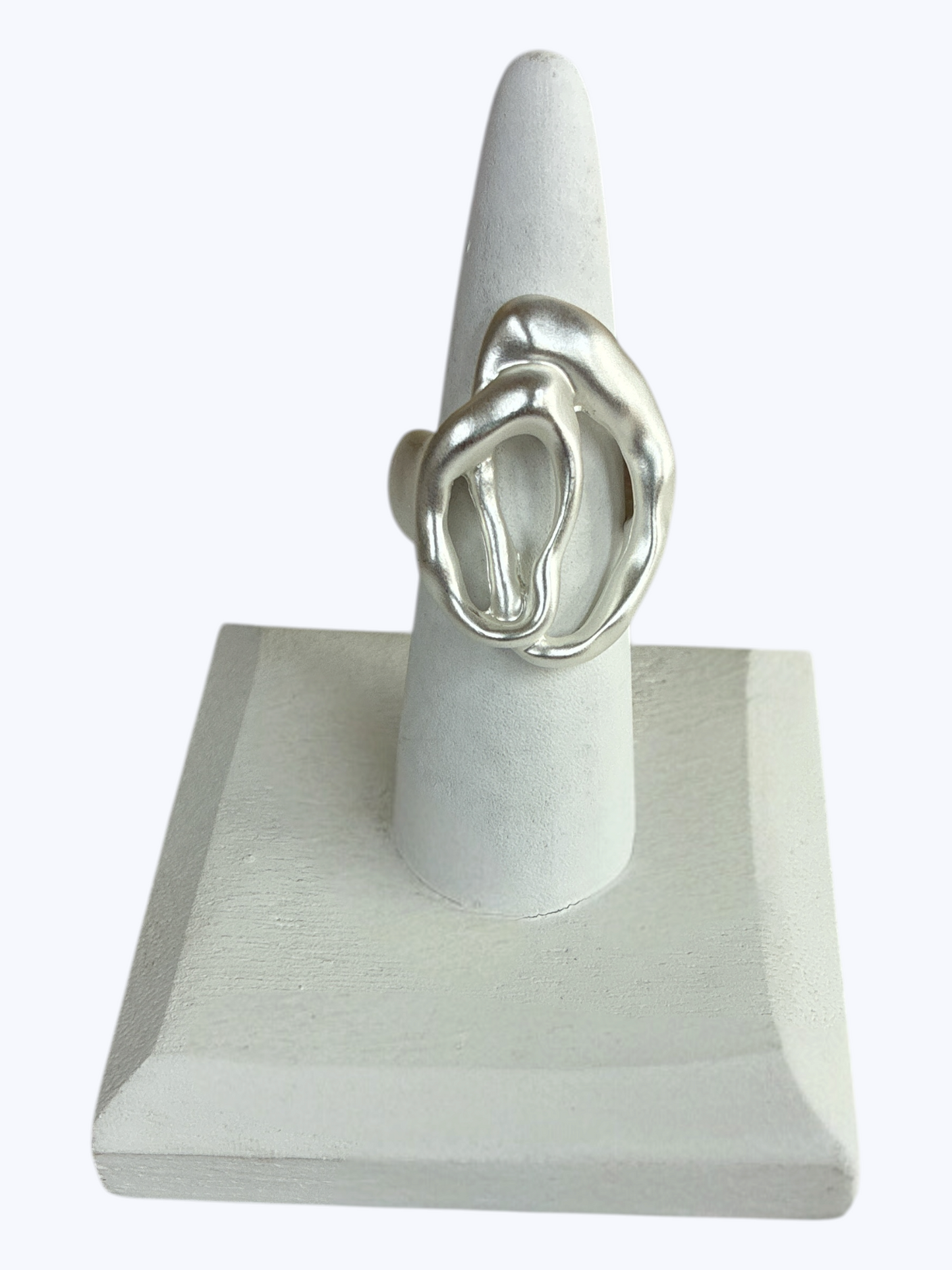 R0093 | Matte Twisted Stretch Ring | RG26110