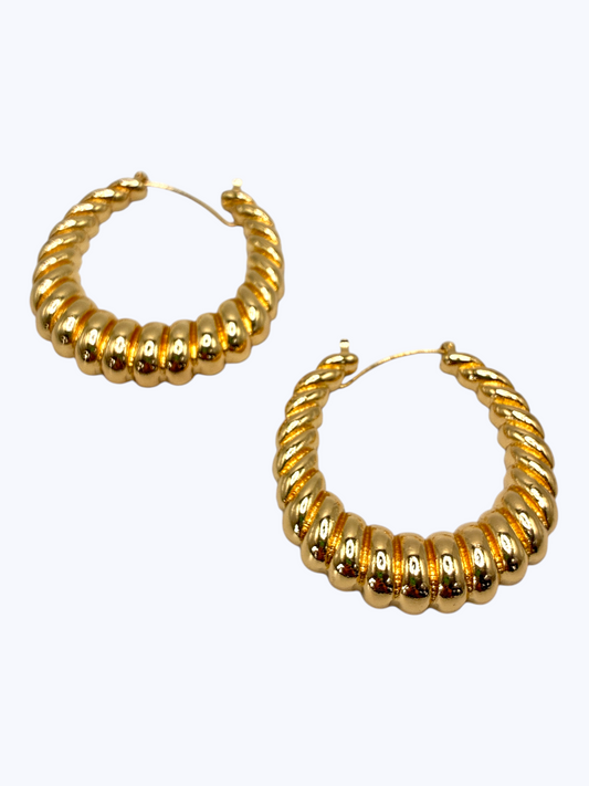 E2326 | Twisted Ribbed Hoop Earrings | YE3513