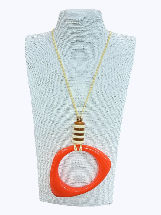 N5258 | Acrylic Hoop Pendant Necklace | NK26215