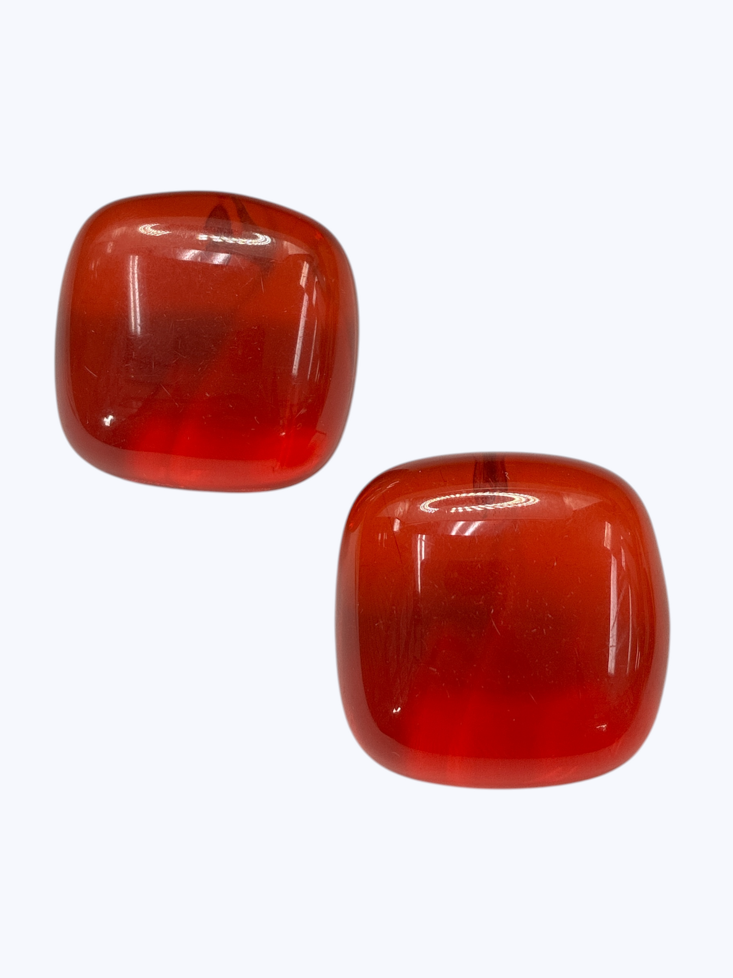 E2473 | Translucent Acrylic Stud Earrings | KE1136