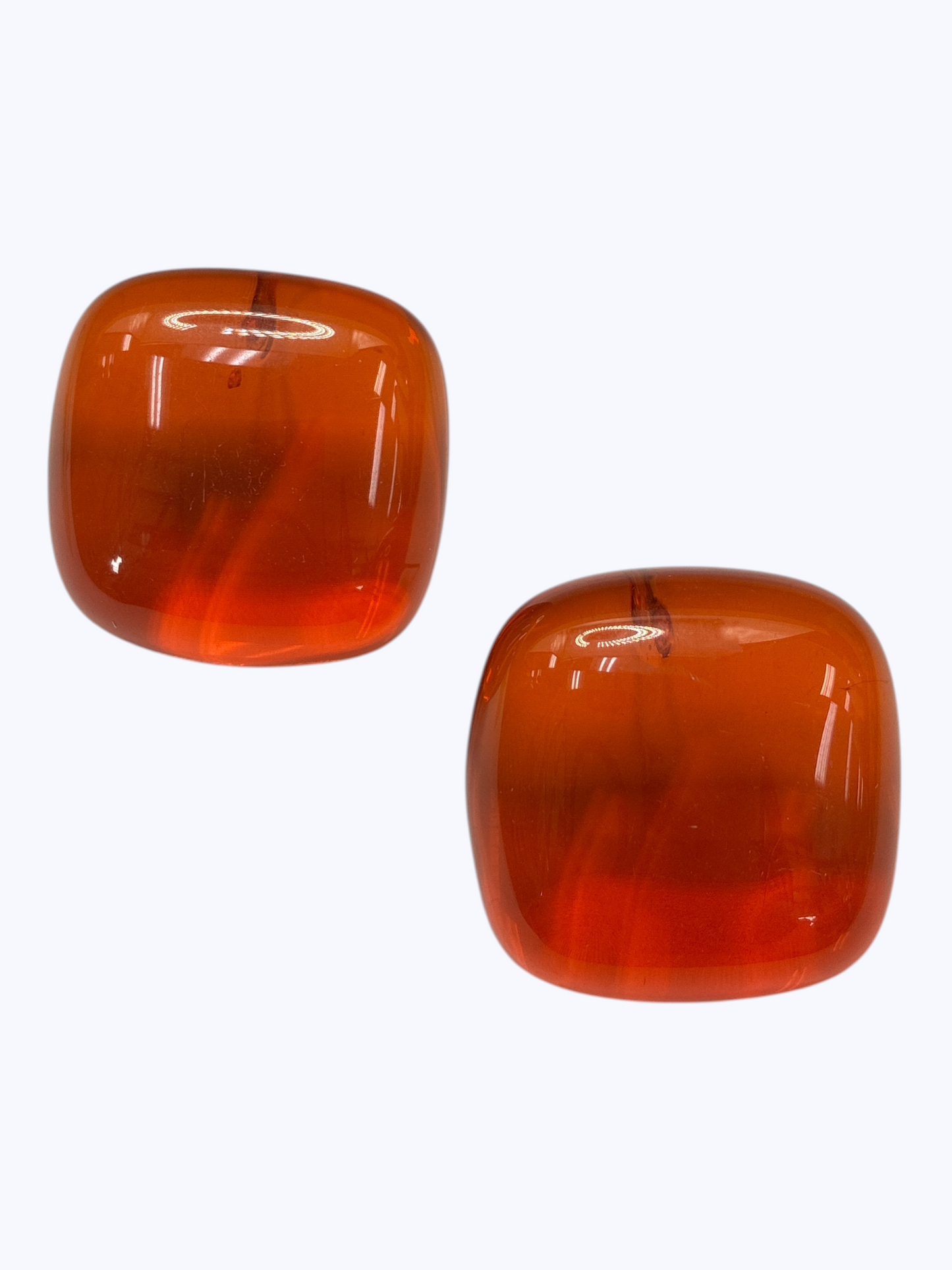 E2473 | Translucent Acrylic Stud Earrings | KE1136