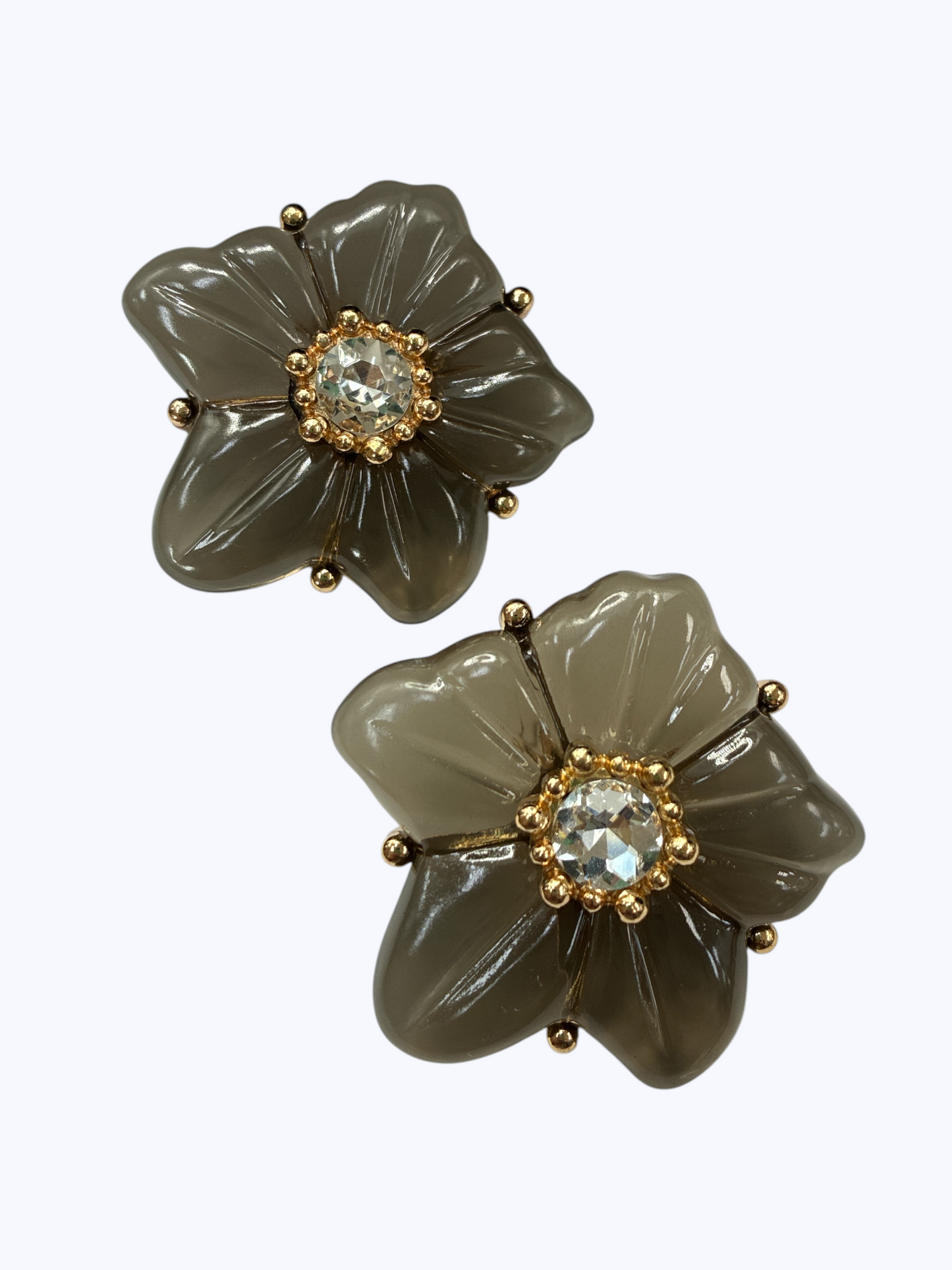 E2472 | Crystal Center Flower Earrings | KE1133