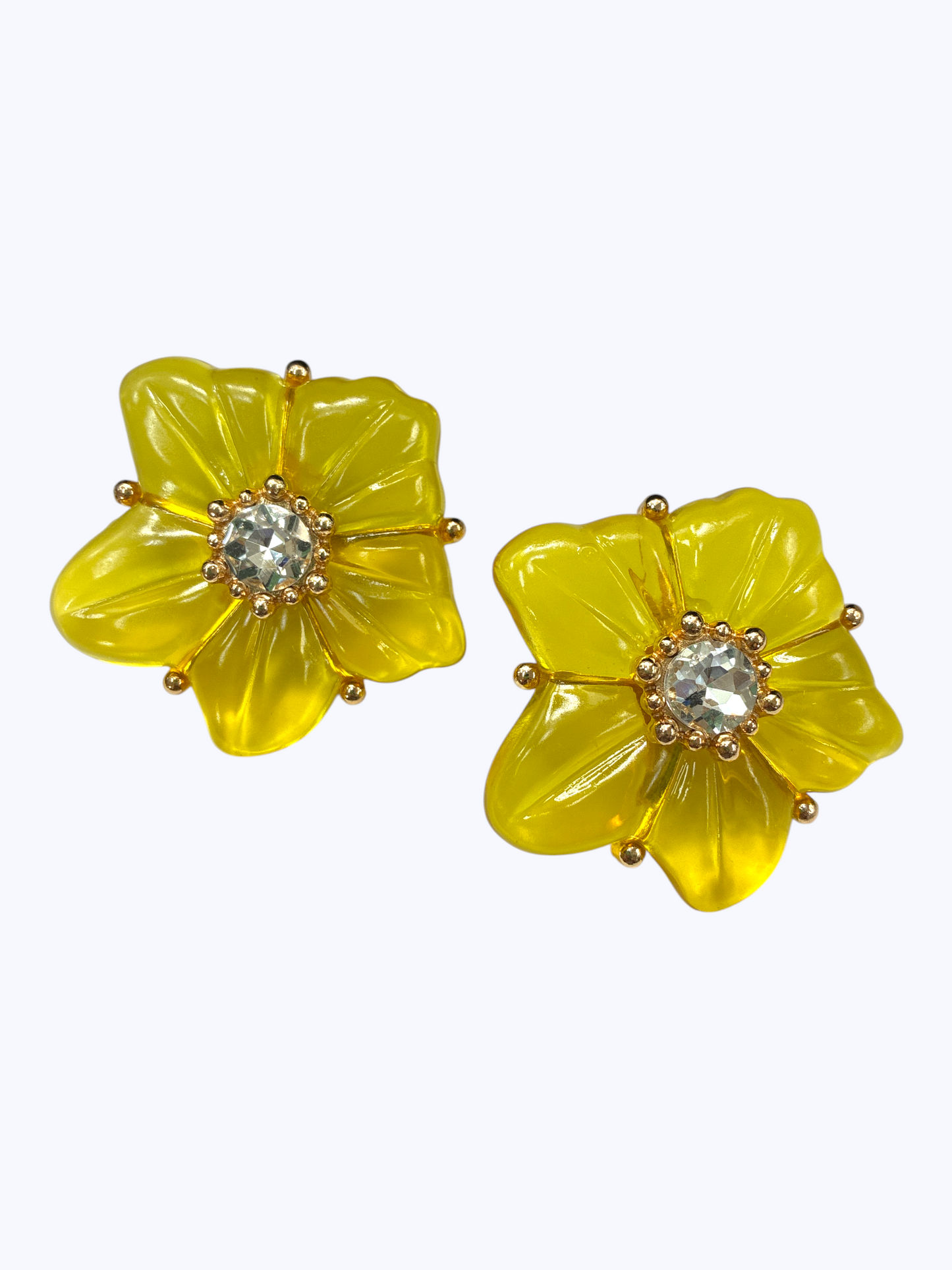 E2472 | Crystal Center Flower Earrings | KE1133