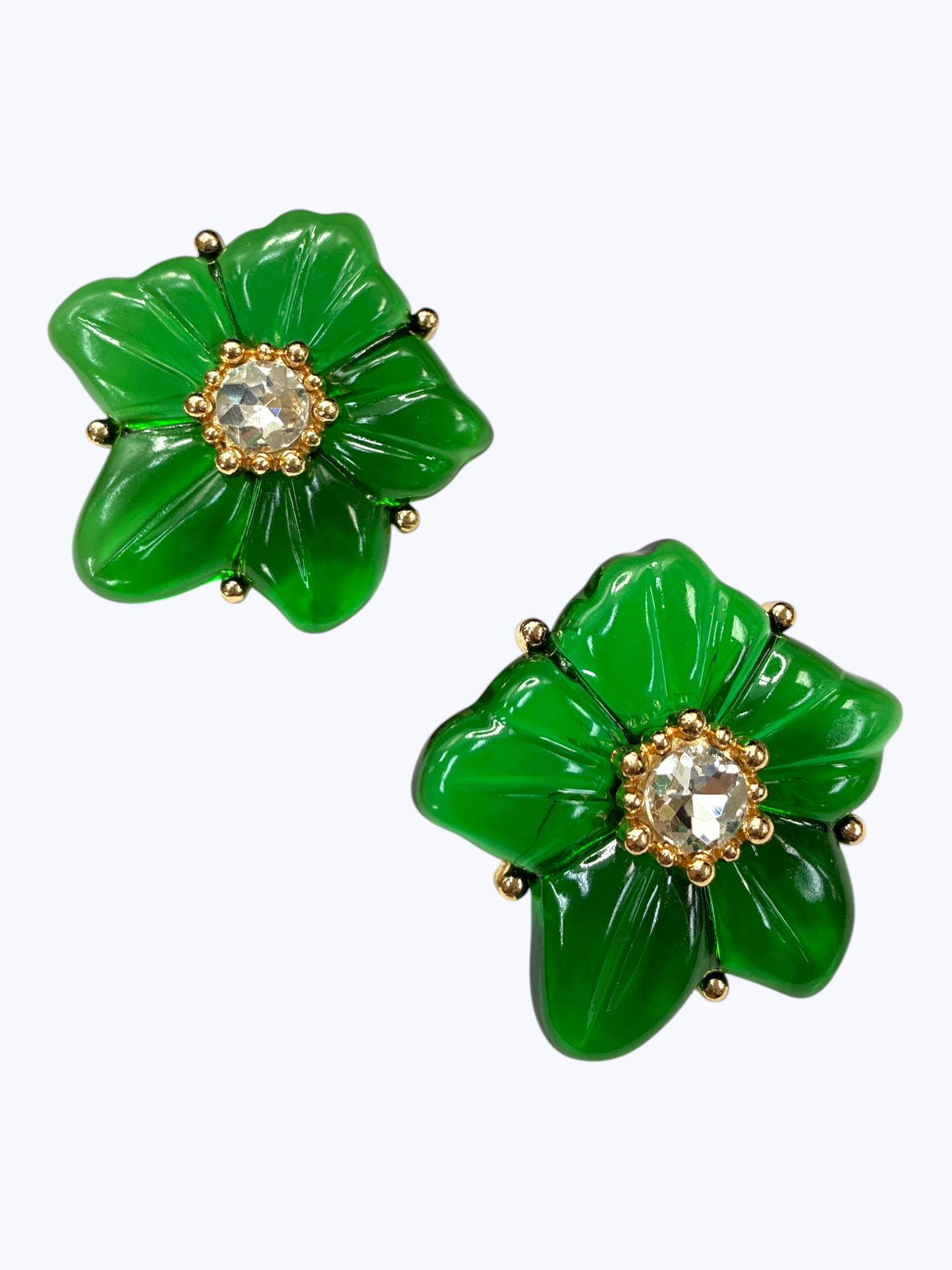E2472 | Crystal Center Flower Earrings | KE1133