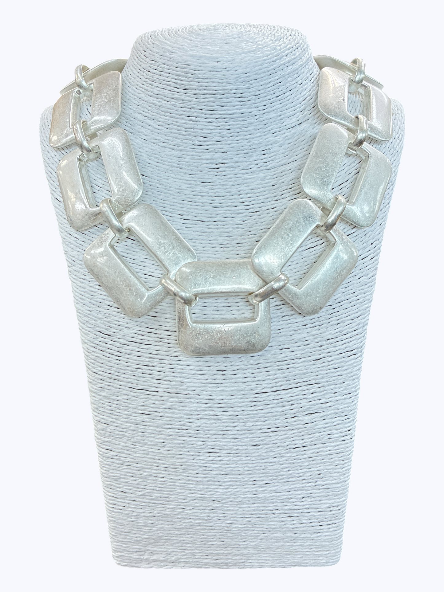 N0725 | Modern Chunky Link Collar | KN2071