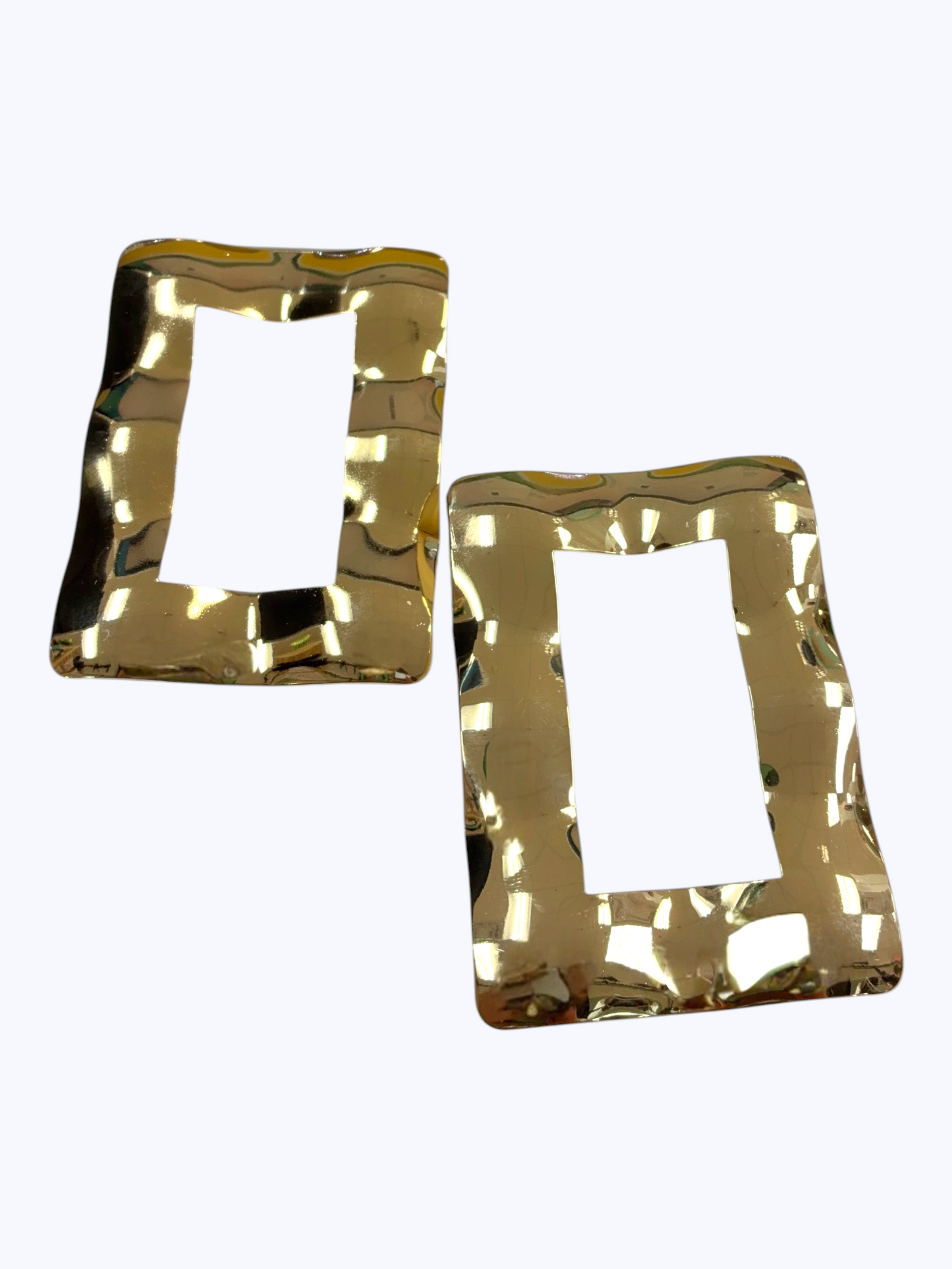 E2532 | Oversized Hammered Square Earrings | ER26167