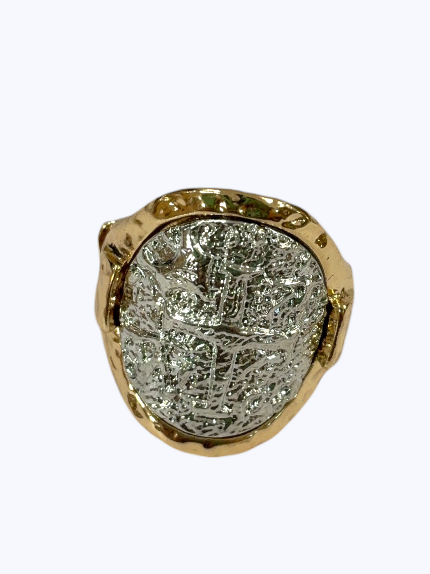 R0126 | Hammered Coin Ring | 25R1068T2