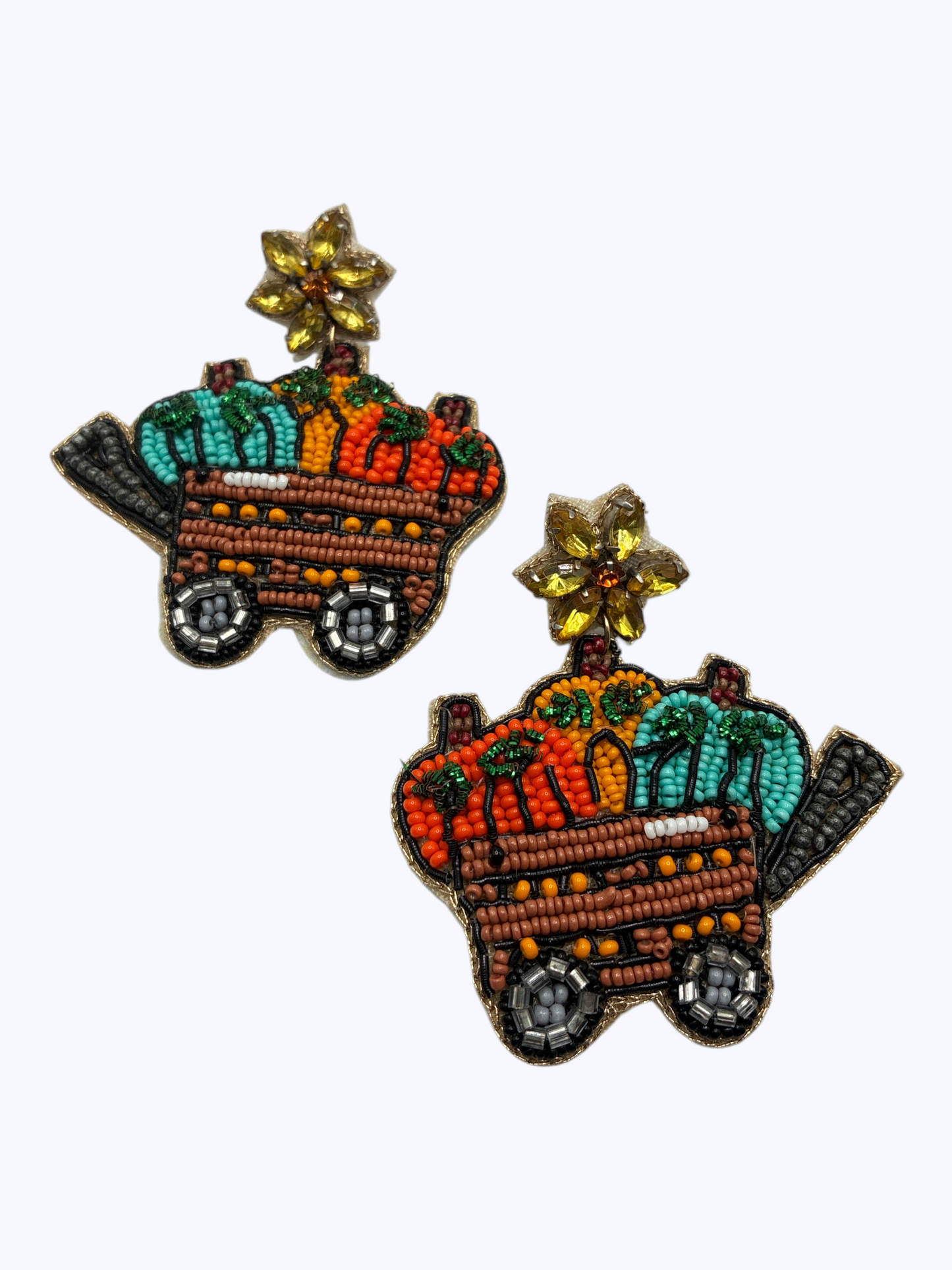 E1561 136659 Holiday Theme Earrings
