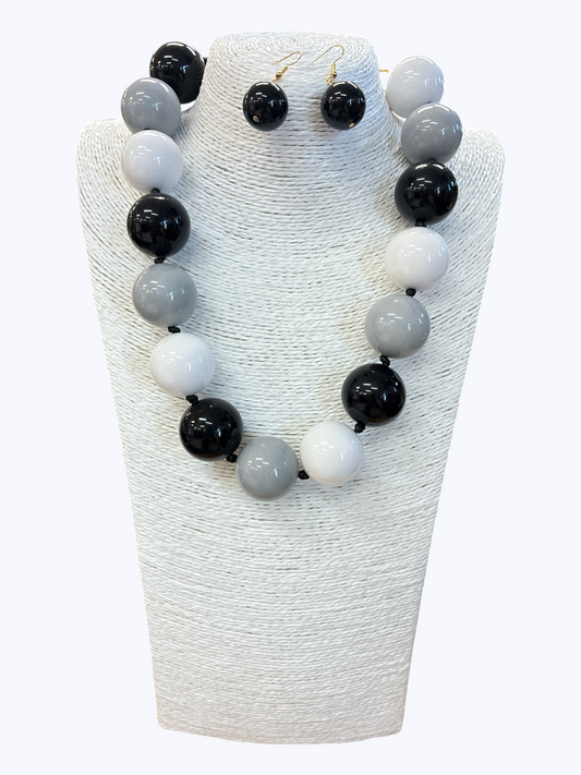 N5272 | Bold Balls Necklace Set | KN2095