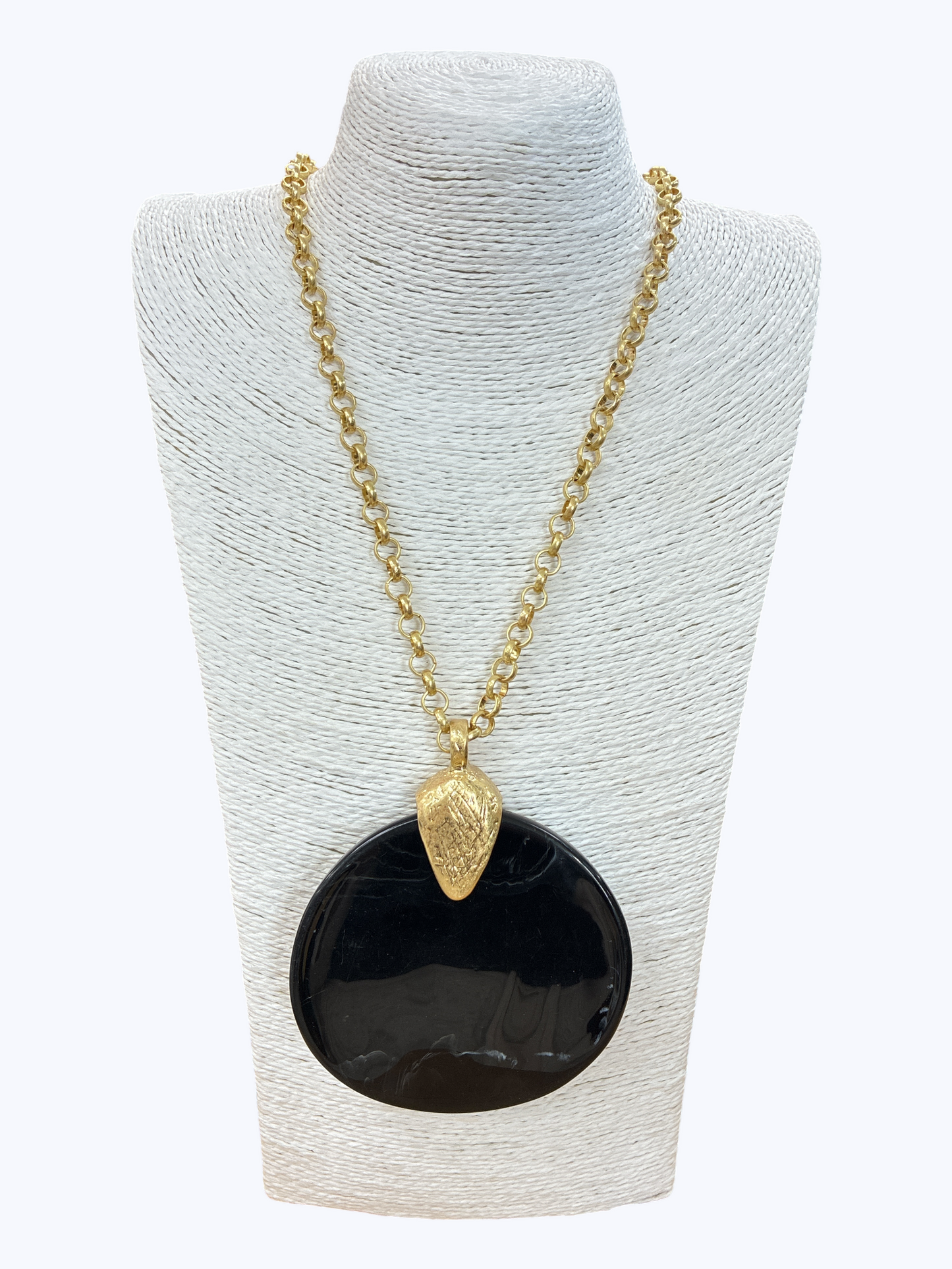 Oversized Disc Pendant Necklace | N5284