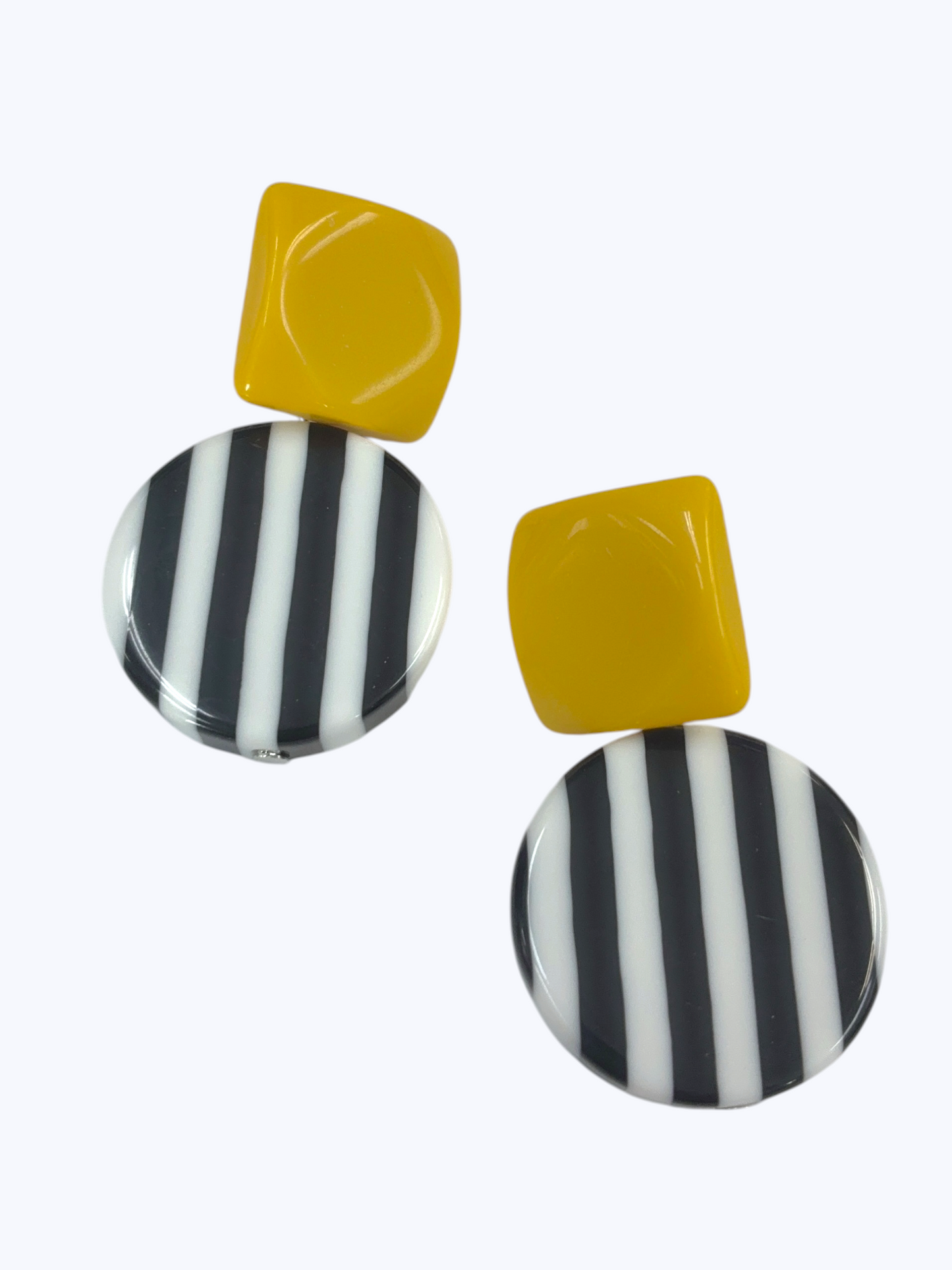 E2305 | Acrylic Stripe Post Earrings | ER42601