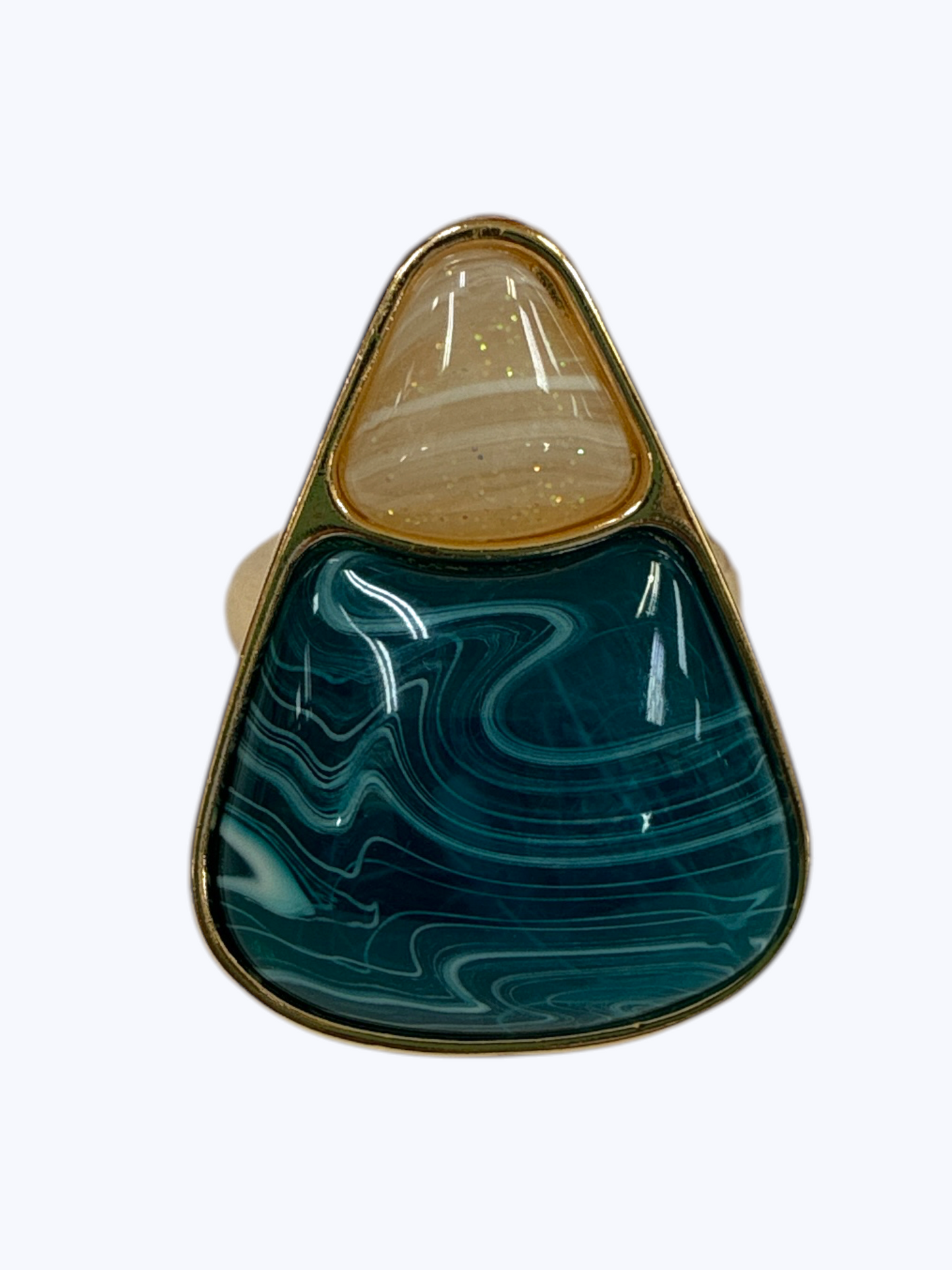 Resin Triangle Ring, R0132