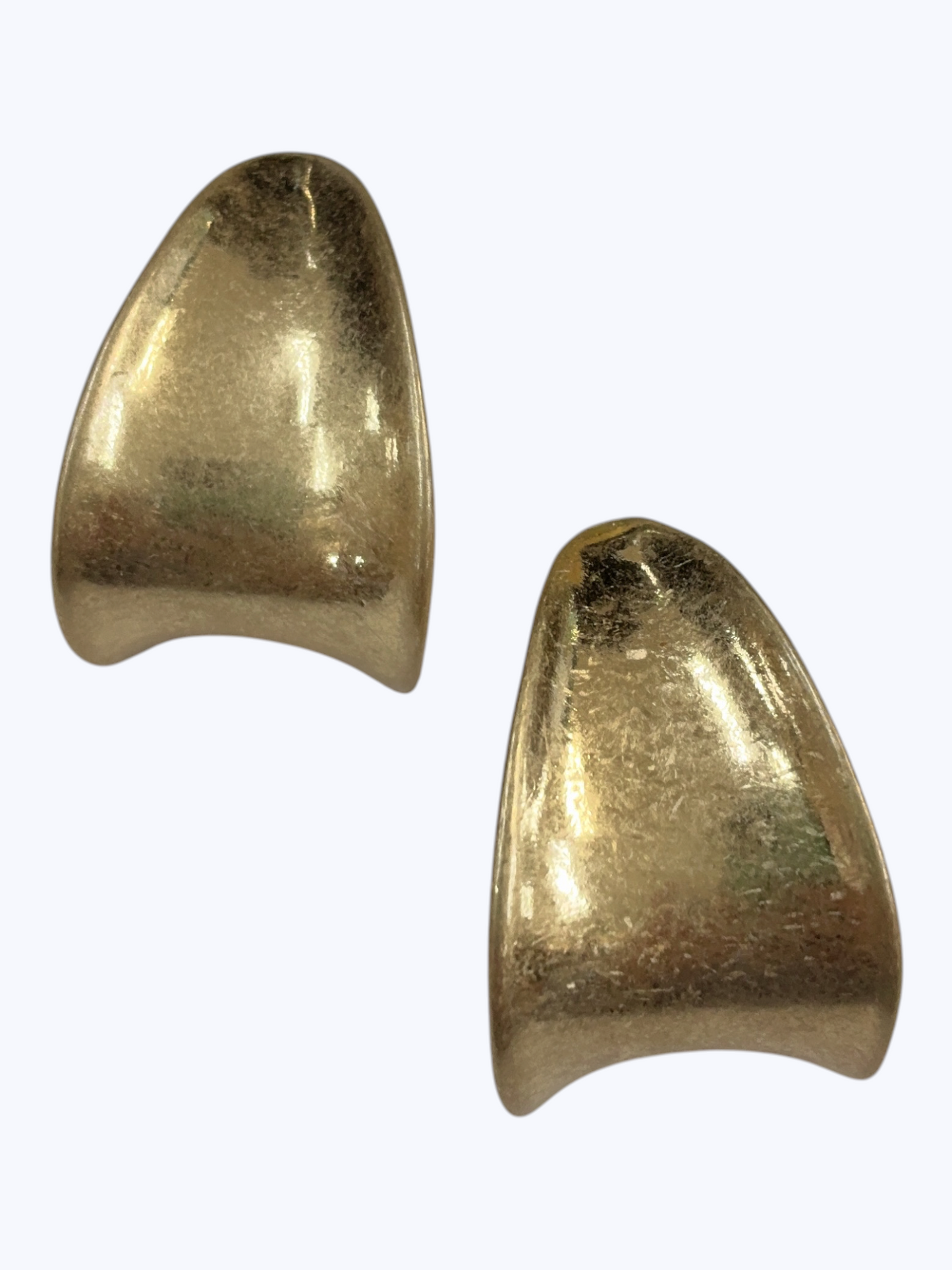 Minimalist Organic Teardrop Studs - E2606