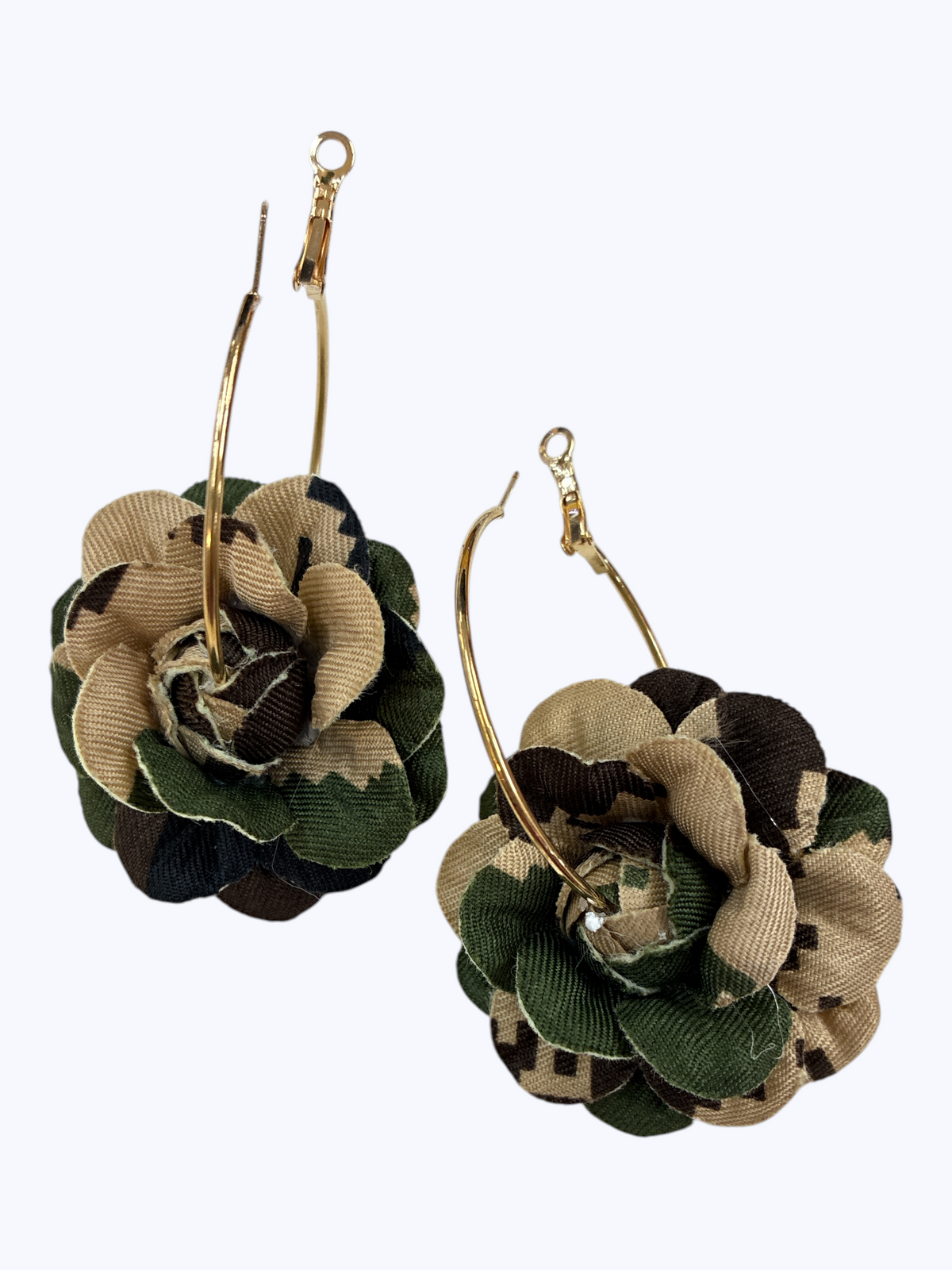 Sculpted Petal Hoop Earrings | E2617