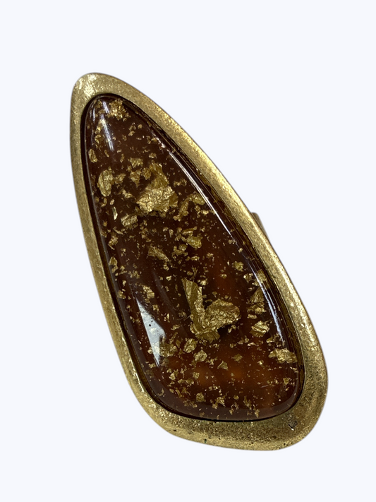 Sculpted Oval Teardrop Ring | R0156