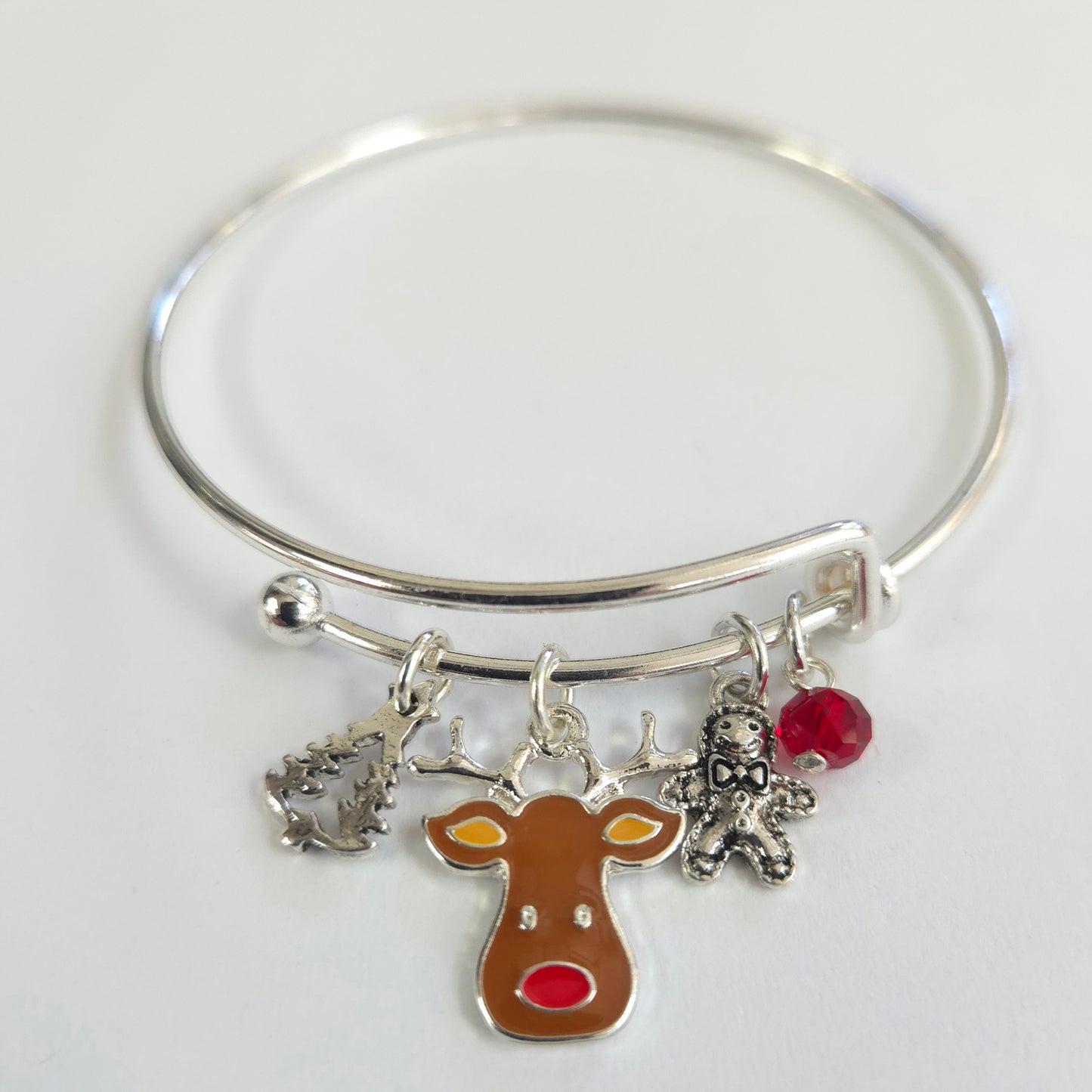 B0266 QB7929 Christmas Bracelet