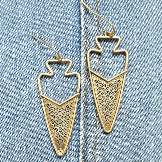 E1139 QE1814 Arrow head design Drop Dangle Hook Earrings