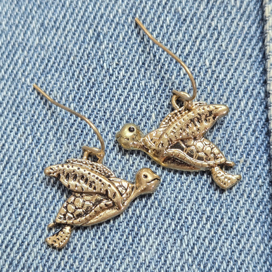 E1225 QE4654 Turtle Drop Dangle Earrings