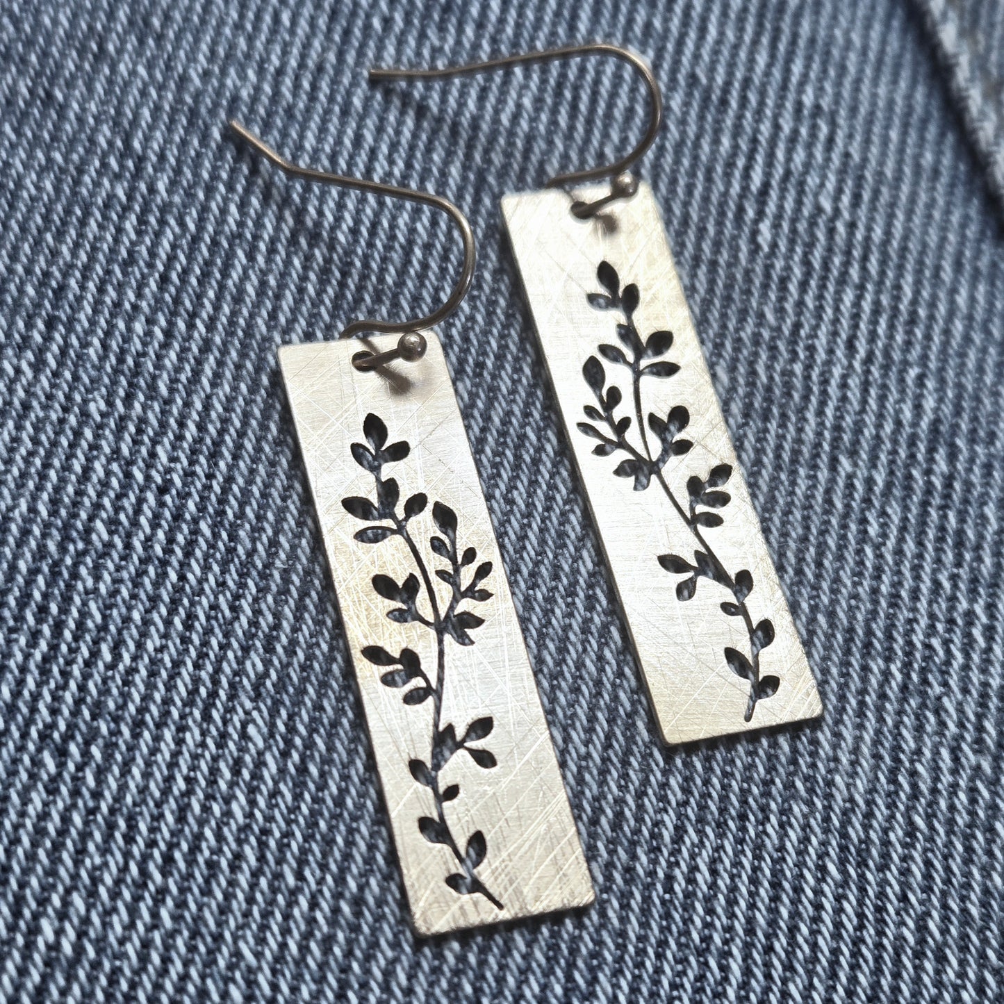 E1218 QE6998 Drop Dangle Hook Earrings