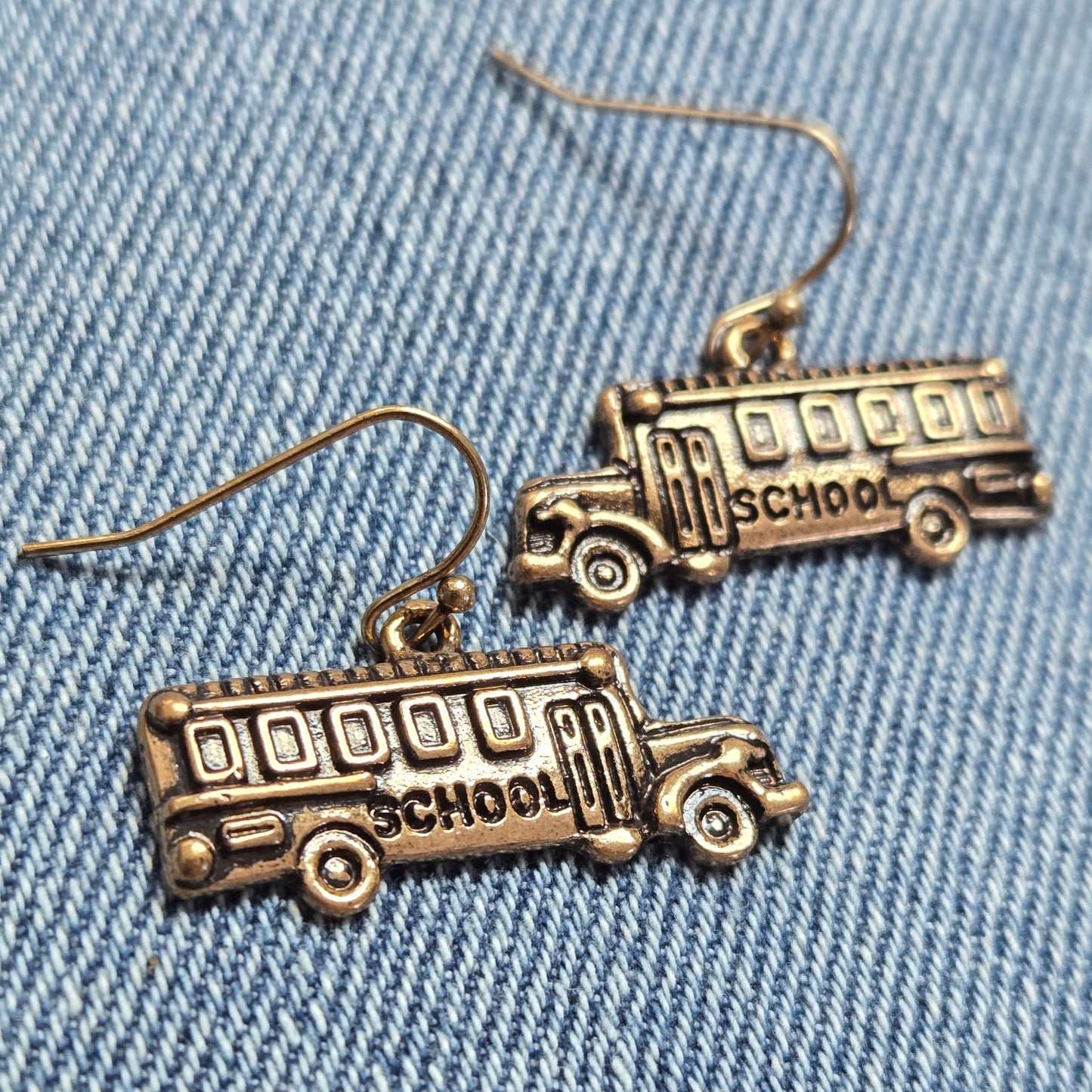 E1174 QE7733 School Bus Design Drop dangle Earrings