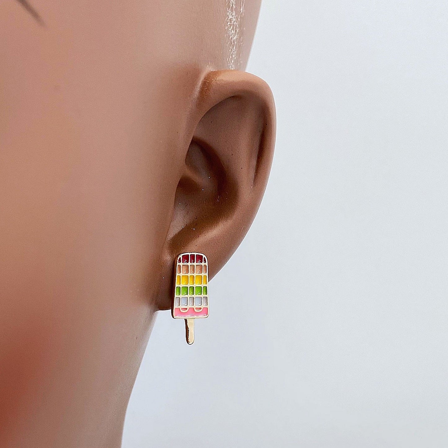 E0121 | Rainbow Icon Stud Earrings | ME4945