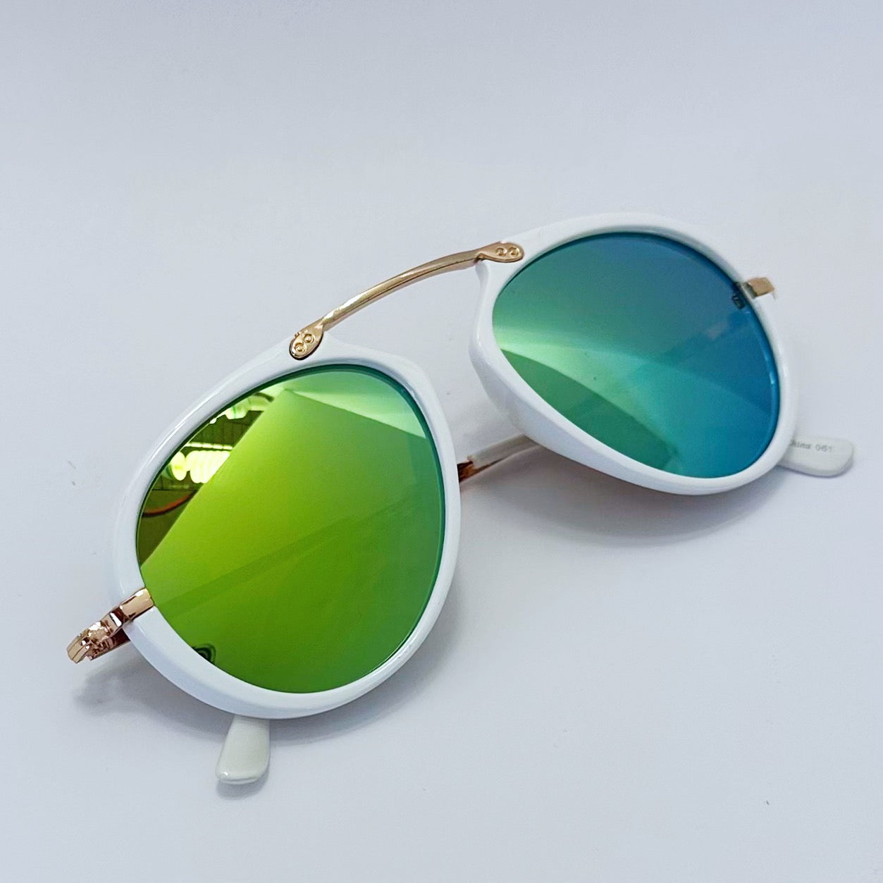 SG0005 J2335P