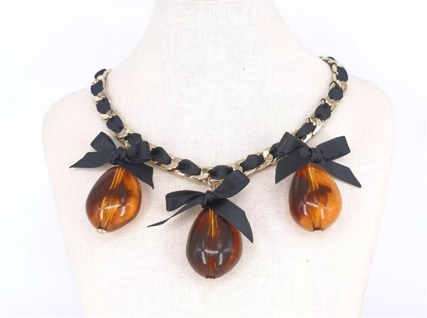 N0718 TNE2450 Charms Necklace