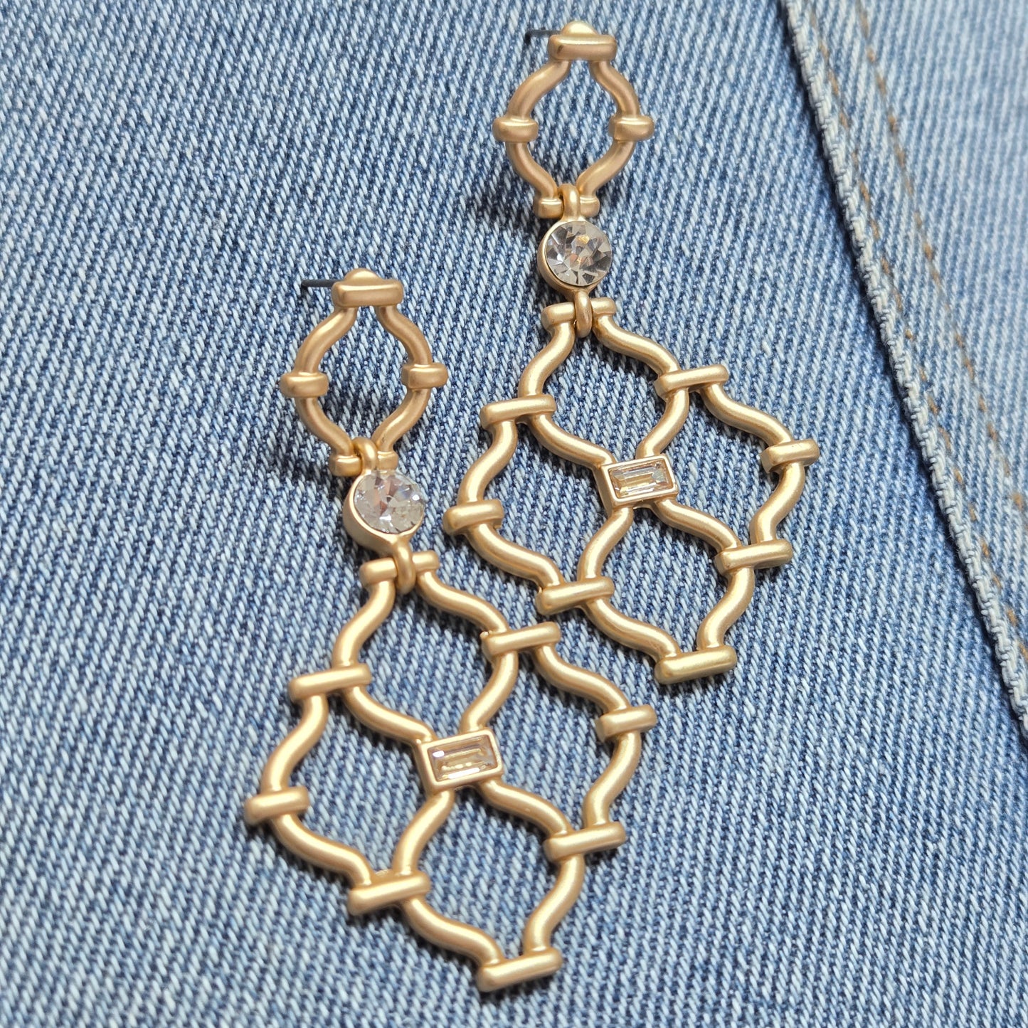 E1289 VER1197 Drop Dangle Post Earrings