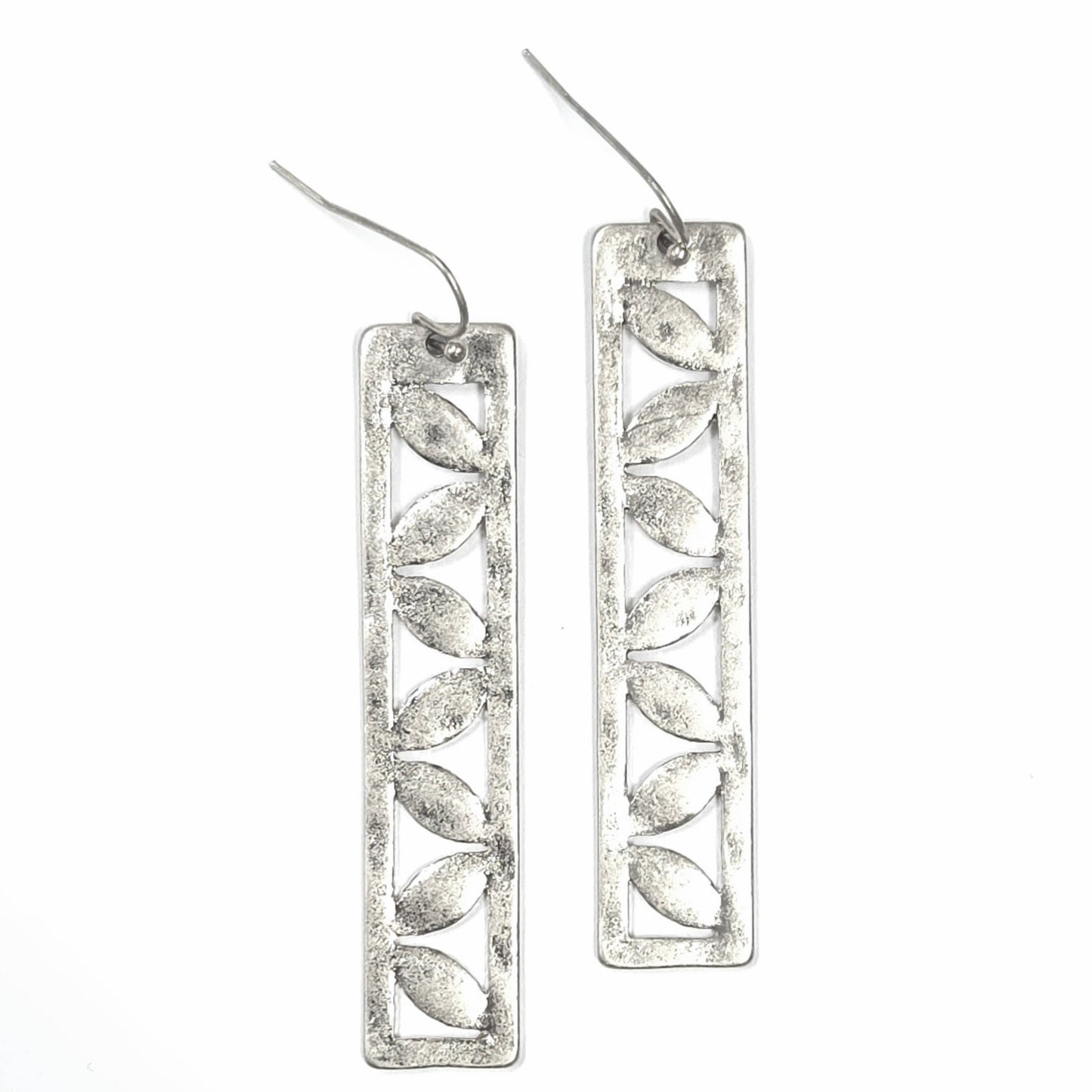 E1913 VER3576 Drop Dangle Earrings