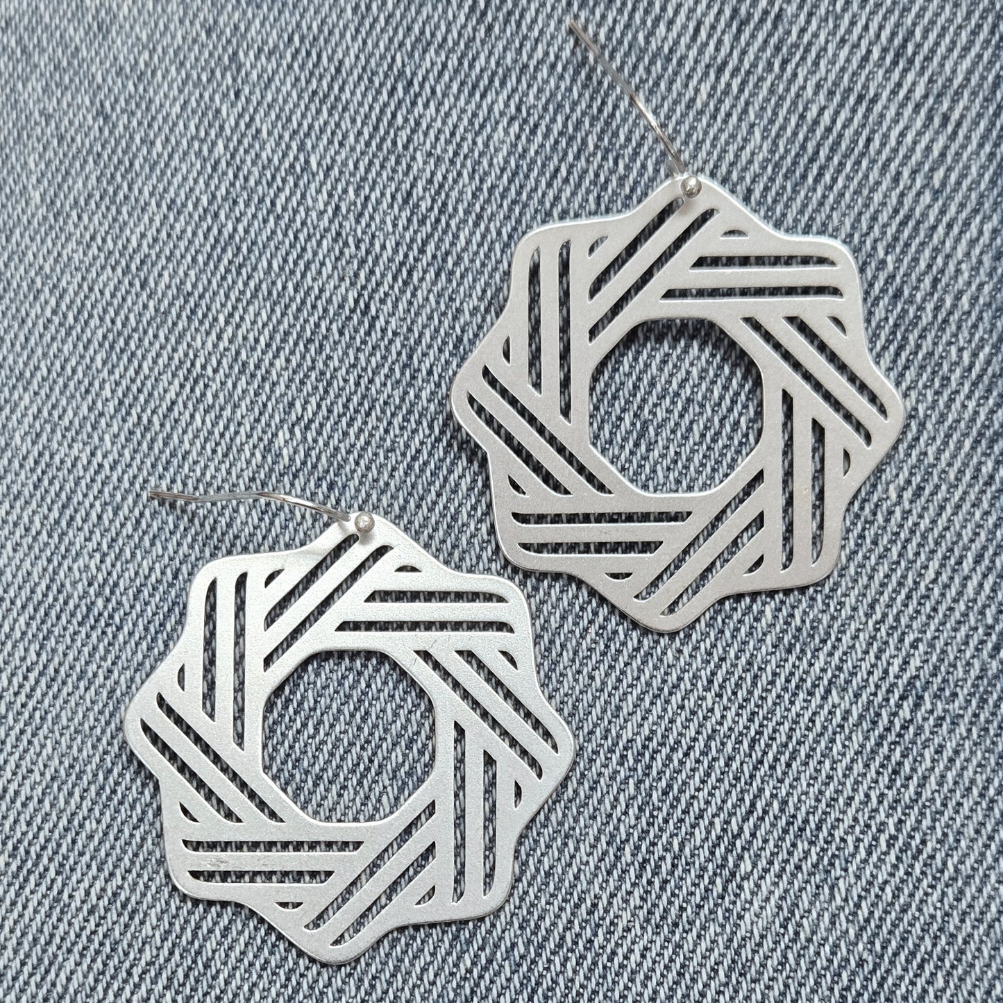 E1292 VER3618 Drop Dangle Hook Earrings