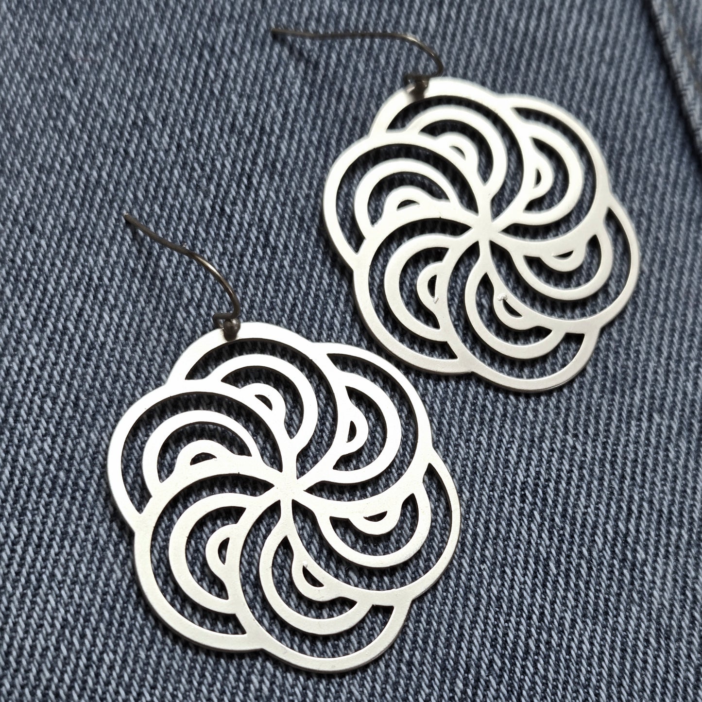 E1314 VER3619 Spiral Drop Dangle Earrings