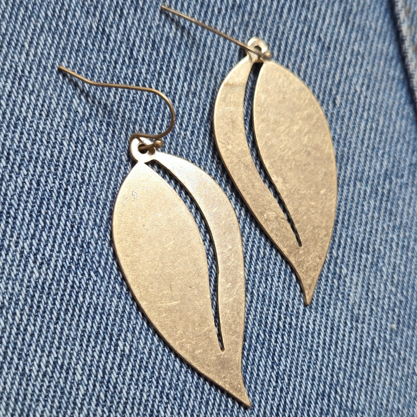 E1291 VER3659 Leaf Drop Dangle Earrings