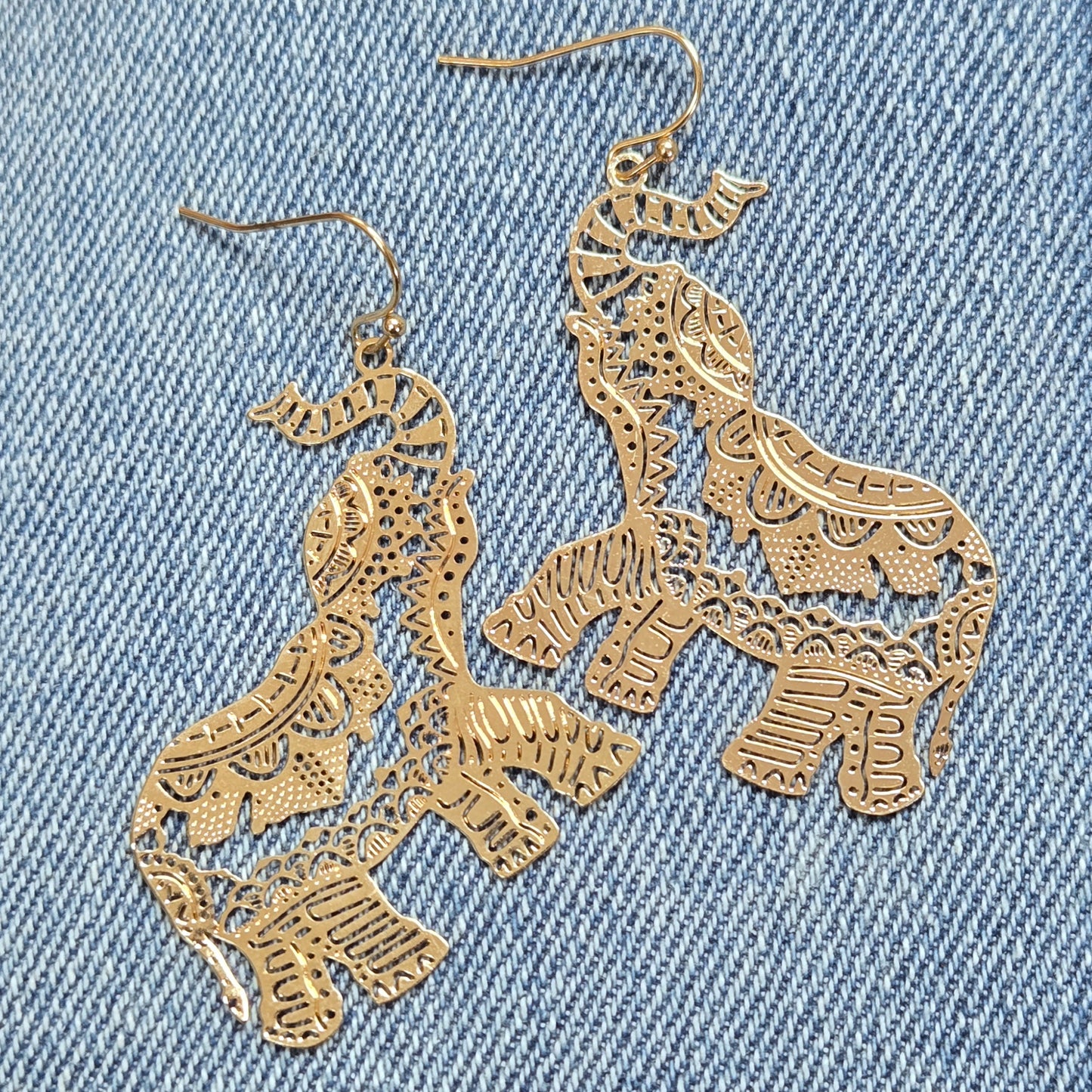 E1241 VER5866 Elephant Drop Dangle Earrings