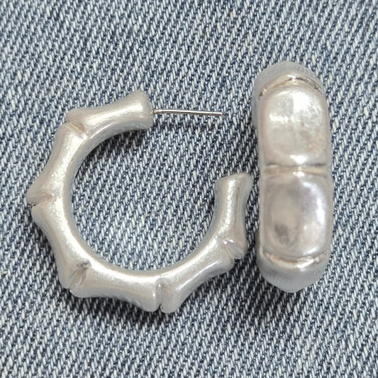 E1351 YE2148 Drop Post Mini Hoop Earrings