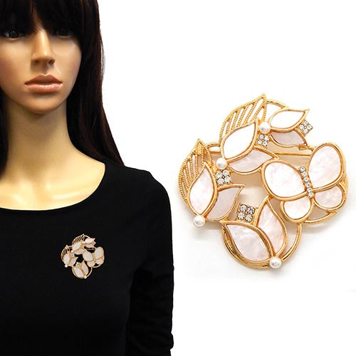 BR0210 YM2189 Brooch