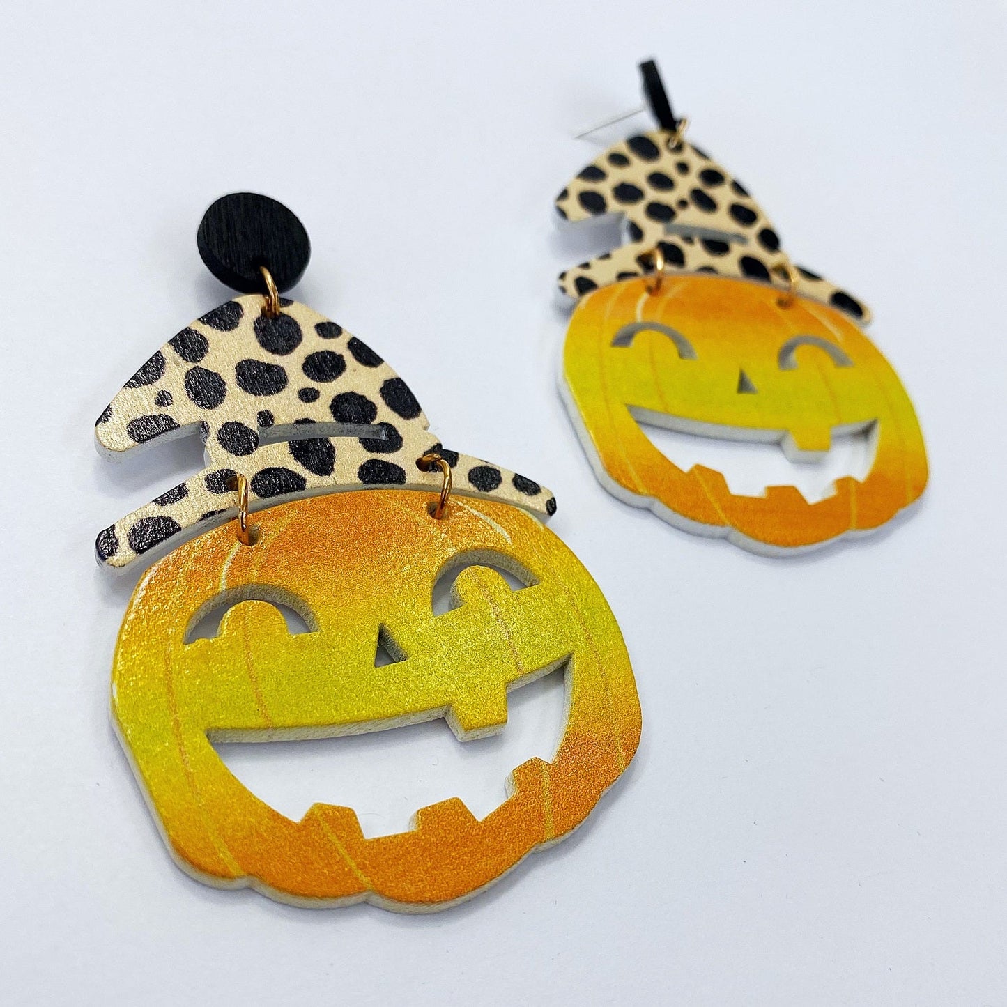 E1569 134401 THANKSGIVING Dangle Earrings