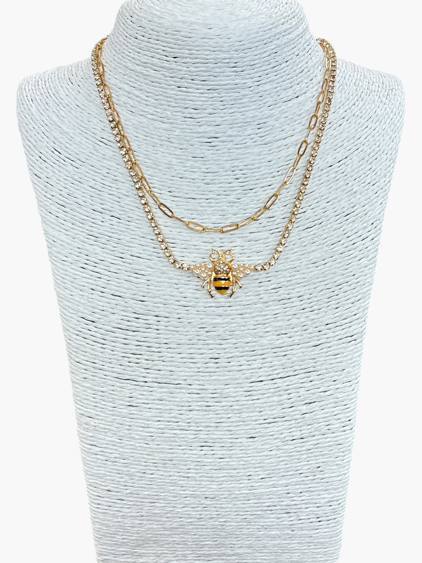 N0486 | Double Layered Bee Shape Pendant Necklace|JCNE2735