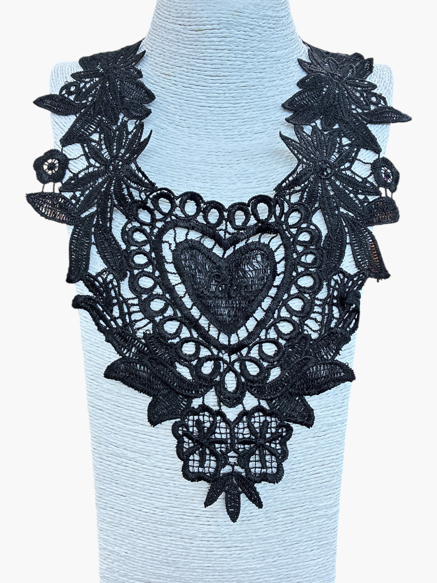 Floral Lace Collar Necklace | N3203