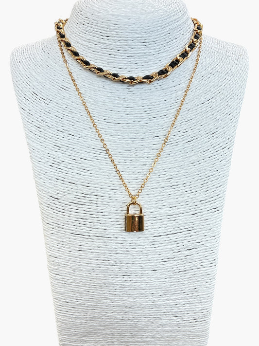 N3207 | Lock Shape Pendant  Choker Necklace |83N1404